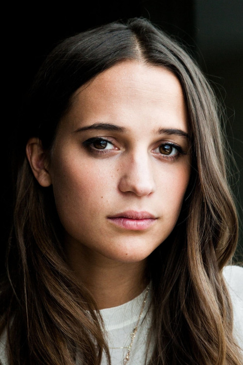 La Renaissance d'Alicia Vikander: Une Actrice en Pleine Lumière