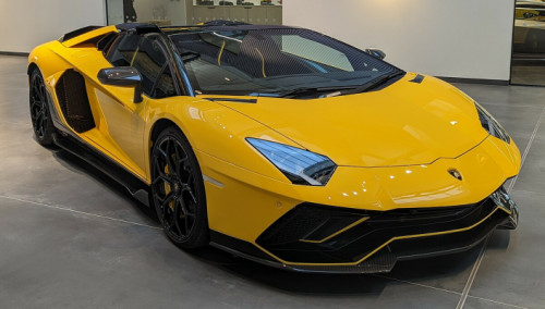 Lamborghini Aventador: Le bolide italien aux performances époustouflantes