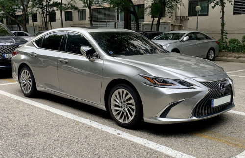 Nouvelle article sur la Lexus ES: le luxe à l'état pur