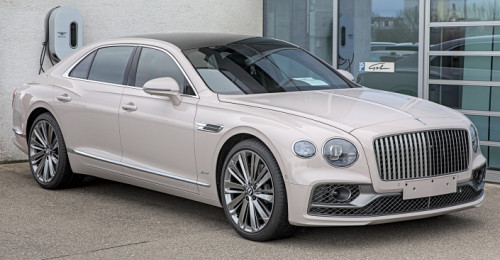 Un écrin de luxe et de puissance: la Bentley Flying Spur