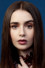 La Belle et Talentueuse Lily Collins: Une Biographie Captivante de la Star Hollywoodienne